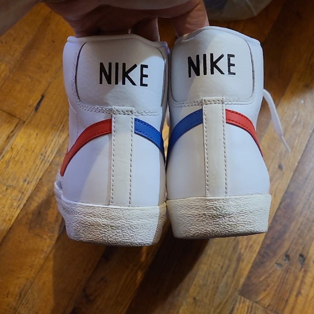 Nike White High-Top Sneakers - Picture 5 of 9